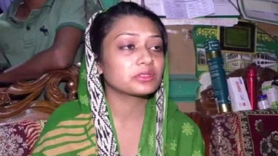 রিফাত হত্যায় গ্রেপ্তার মিন্নি রিফাত হত্যায় গ্রেপ্তার মিন্নি