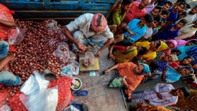 বাঙালির রান্নাঘরে পেঁয়াজের এত কদর কেন?