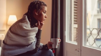 করোনার লক্ষণ দেখা দিলে যেভাবে আলাদা থাকবেন করোনার লক্ষণ দেখা দিলে যেভাবে আলাদা থাকবেন