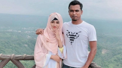 প্রথম সন্তানের অপেক্ষায় রুবেল
