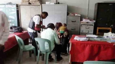 আসামির স্ত্রীকে ধর্ষণ মামলায় নাম নেই এসআই খায়রুলের আসামির স্ত্রীকে ধর্ষণ মামলায় নাম নেই এসআই খায়রুলের