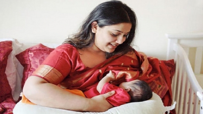 বুকের দুধ: আছে মা ও শিশুর যত উপকার বুকের দুধ: আছে মা ও শিশুর যত উপকার