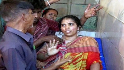 তেরো দিন মৃত্যুর সঙ্গে লড়ে না-ফেরার দেশে ফুলন তেরো দিন মৃত্যুর সঙ্গে লড়ে না-ফেরার দেশে ফুলন