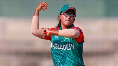 আইসিসি’র বর্ষসেরা একাদশে বাংলাদেশের রুমানা