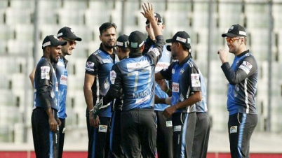 জয়ে  ফিরল মাশরাফির রংপুর রাইডার্স