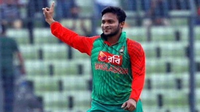 অলরাউন্ডার র‌্যাংকিংয়ের শীর্ষে সাকিব