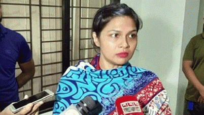 বিমান ছিনতাই ঘটনায় নায়িকা সিমলাকে জিজ্ঞাসাবাদ বিমান ছিনতাই ঘটনায় নায়িকা সিমলাকে জিজ্ঞাসাবাদ