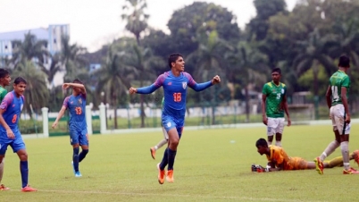 সাফ অনূর্ধ্ব-১৫ ফুটবল: ভারতের কাছে হেরে স্বপ্নভঙ্গ 