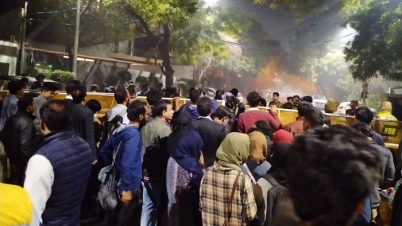 উত্তাল দিল্লিতে নিহতের সংখ্যা বেড়ে ১৮