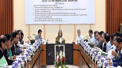 হাসপাতালেই চিকিৎসকদের প্রাইভেট প্রাকটিসের নির্দেশ প্রধানমন্ত্রীর হাসপাতালেই চিকিৎসকদের প্রাইভেট প্রাকটিসের নির্দেশ প্রধানমন্ত্রীর