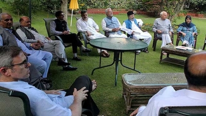 নেতারা গৃহবন্দী, ১৪৪ ধারা