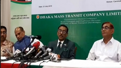 ‘প্রিয়া সাহাকে আত্মপক্ষ সমর্থনের সুযোগ দেবে সরকার’ ‘প্রিয়া সাহাকে আত্মপক্ষ সমর্থনের সুযোগ দেবে সরকার’