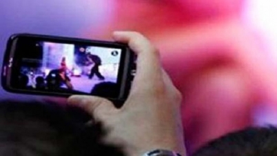 ছাত্রীর আপত্তিকর ছবি তুলে কারাগারে প্রধান শিক্ষক ছাত্রীর আপত্তিকর ছবি তুলে কারাগারে প্রধান শিক্ষক