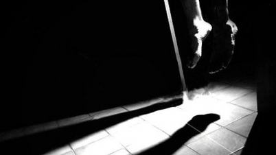 ১০০ টাকার জন্য দশম শ্রেণির শিক্ষার্থীর আত্মহত্যা ১০০ টাকার জন্য দশম শ্রেণির শিক্ষার্থীর আত্মহত্যা