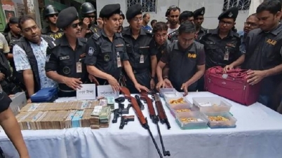 ২ ভাইয়ের ১৫ বাড়ি, জায়গা হয় না টাকা রাখার (ভিডিও)