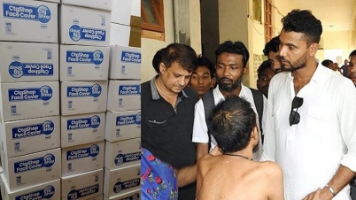 খেলার টাকায় গরিবদের খাদ্য, চিকিৎসক-নার্সদের পিপিই দিচ্ছেন ম্যাশ