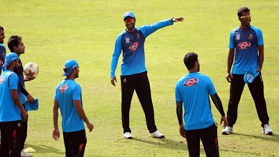 জয়ে বছর শেষ করতে চায় বাংলাদেশ