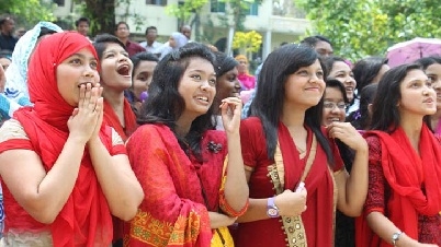 শতভাগ পাস ৪৭৬৯ স্কুলে, ফেল ৪৩ স্কুলে