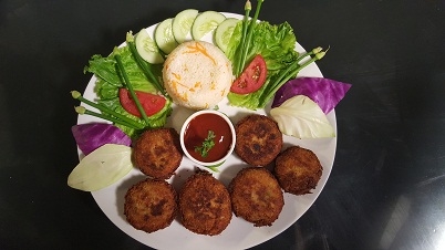 যেভাবে বানাবেন অনিয়ন রিং চপ যেভাবে বানাবেন অনিয়ন রিং চপ