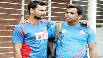 এবার রাজ্জাকের মস্তিষ্কের ভেলকি দেখবে সবাই: মাশরাফি