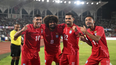 দারুণ জয়ে অভিষেক রাঙালেন হামজা-ফাহমিদুল