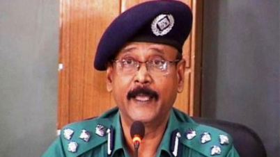 সাবেক অতিরিক্ত আইজিপি আটক