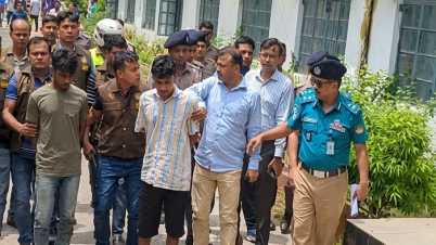 রংপুরে ৪ খুন: সিদ্ধার্থ-মুগ্ধকে নেওয়া হলো ঢাকায় রংপুরে ৪ খুন: সিদ্ধার্থ-মুগ্ধকে নেওয়া হলো ঢাকায়