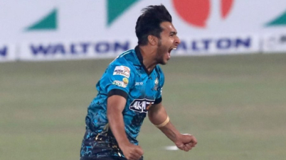 মৃত্যুঞ্জয়ের হ্যাটট্রিকে জয়ের ধারায় চট্টগ্রাম