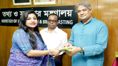 মুক্তিযুদ্ধের আদর্শ ঠিক রেখে সর্বোচ্চ আনুগত্য নিয়ে কাজ করতে হবে