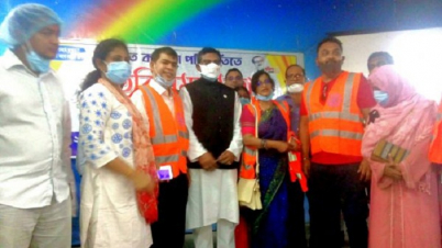 কুষ্টিয়ায় হাসপাতালে চিকিৎসা সরঞ্জাম বিতরন