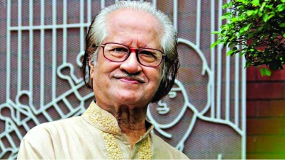 আইসিইউতে মুস্তাফা মনোয়ার আইসিইউতে মুস্তাফা মনোয়ার