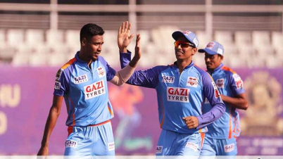 বঙ্গবন্ধু টি-টোয়েন্টি কাপে হ্যাটট্রিক জয় মোস্তাফিজদের