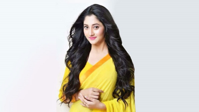 নতুন মা-বাবার পরিচয় দিলেন পূজা চেরি