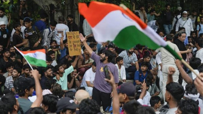 মোদি সরকারের সঙ্গে আলোচনায় বসছে ককরোচ জনতা পার্টি মোদি সরকারের সঙ্গে আলোচনায় বসছে ককরোচ জনতা পার্টি