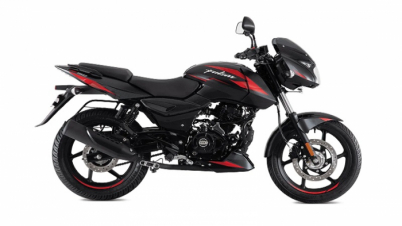 নতুন রূপে এলো বাজাজ পালসার ১৫০, দাম কত