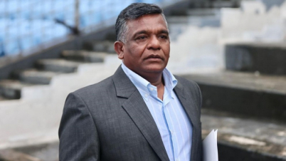 দেশ ছাড়েননি বুলবুল, আছেন বিসিবিতেই