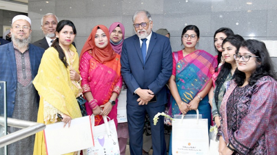 একদিনে যোগ দিলেন ৩২৬৩ চিকিৎসক একদিনে যোগ দিলেন ৩২৬৩ চিকিৎসক