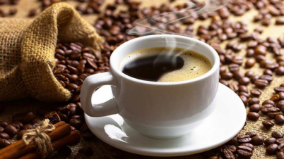 দুধ ছাড়া কফি খেলে কী ঘটে শরীরে?