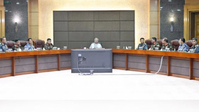 নির্বাচনে সশস্ত্র বাহিনীকে নিরপেক্ষ ভূমিকার নির্দেশনা ইউনূসের নির্বাচনে সশস্ত্র বাহিনীকে নিরপেক্ষ ভূমিকার নির্দেশনা ইউনূসের