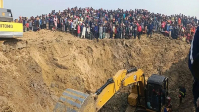 গভীর গর্তে পড়া সেই শিশু জীবিত উদ্ধার গভীর গর্তে পড়া সেই শিশু জীবিত উদ্ধার