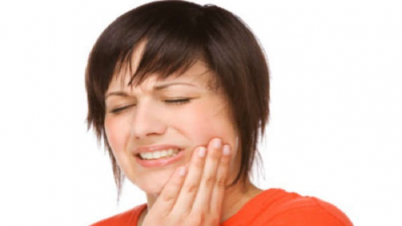 দাঁতের যন্ত্রণা থেকে মুক্তির ঘরোয়া দাওয়াই দাঁতের যন্ত্রণা থেকে মুক্তির ঘরোয়া দাওয়াই