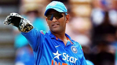 সব সমস্যার সমাধানদাতা ধোনি