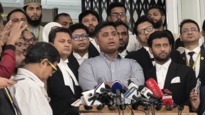 আবু সাঈদ হত্যা: ‘নতুন সেইফ হাউজের’ তথ্য দিলেন হাসনাত আবু সাঈদ হত্যা: ‘নতুন সেইফ হাউজের’ তথ্য দিলেন হাসনাত