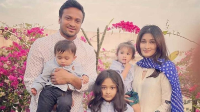 মা, তিন সন্তান হাসপাতালে ভর্তি, দেশে ফিরছেন সাকিব