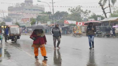 শীতের মধ্যে গুঁড়ি গুঁড়ি বৃষ্টির আভাস