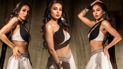 ভালোবাসা চাইলেন মিমি চক্রবর্তী