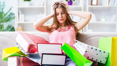 আপনি যেভাবে অপ্রয়োজনীয় কেনাকাটার ফাঁদে পড়ছেন