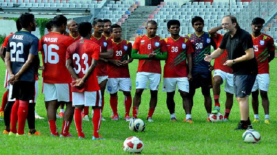 কাতার গেল বাংলাদেশ জাতীয় ফুটবল দল