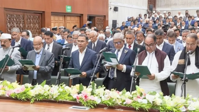 মন্ত্রী-প্রতিমন্ত্রীরা কত বেতন ও কি কি সুবিধা পান