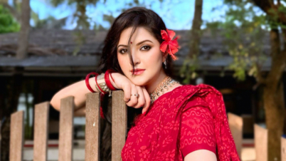 ‘মৃত্যু নিয়ে মজা নিয়েন না’, বর্ষাকে সাবধান করলেন পরীমণি